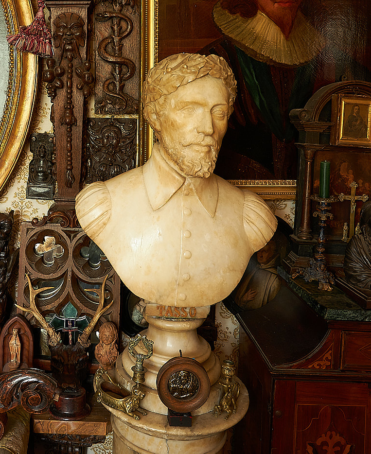 Italian alabaster bust of poet Torquato Tasso (1544-1595) 